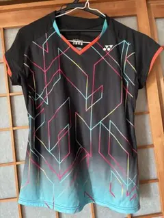 YONEX VERSICOOL シャツ JP XO ブラック