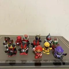 仮面ライダー他。指人形まとめ売り14体