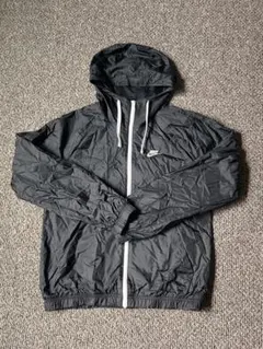 未使用に近い★NIKEレディースナイロンジャケット