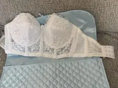 ブライダルインナーセット　E65 ウエスト58