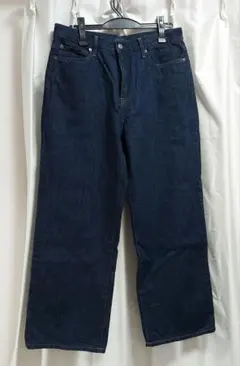 ユニクロ　ワイドストレートジーンズ　ネイビー
