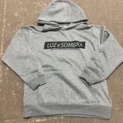 Luz e Sombra グレー パーカー 140