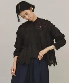 Curensology コットンカットワークブラウス　Black