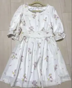 ロディスポット　花柄　ワンピースのサムネイル