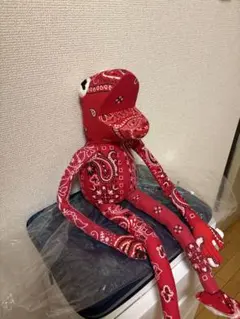 ぬいぐるみ READYMADE Exclusive SHEETS BIG FROGMAN レディメイドの「FROGMAN」から新作、全長125㎝のビッグサイズで発売