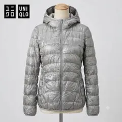 UNIQLO ユニクロ ウルトラライトダウン M シルバー 軽量 防寒のサムネイル