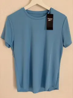 リーボック　Tシャツ