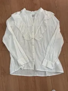 denifits フリル付きホワイトシャツ 長袖