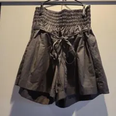 ウエストギャザーリボン付きグレーショートパンツ　匿名配送