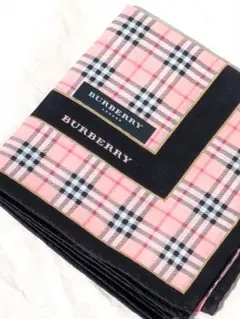 BURBERRY 新品　ノバチェック　ハンカチ 綺麗なピンク/黒 　50/50