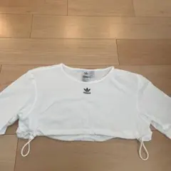 adidas クロップドTシャツ ホワイト