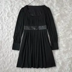 フレアワンピース 長袖 ベルトデザイン　裏地あり　ブラック　黒　スクエアネック