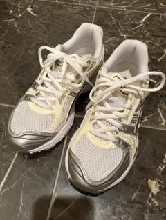 ASICS GEL-KAYANO 14 23.5cmのサムネイル