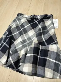 未使用　ブルーレーベルクレストブリッジ　スカート