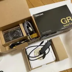 RICOH GR Limited Edition デジカメ ほぼ新品 4931 - メルカリ