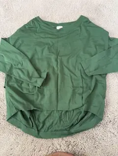 美品URBAN RESEARCH DOORS グリーン長袖カットソー