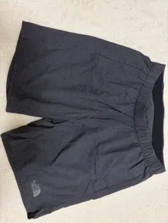 THE NORTH FAC ショートパンツのサムネイル