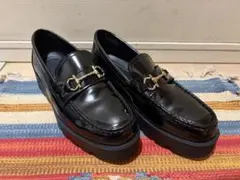 黒レザー　厚底ローファー