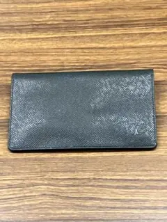 LOUIS VUITTON タイガ 手帳カバーのサムネイル