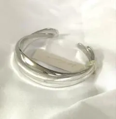 バングル　セット　シルバー　アクセサリー　ニッケルフリー　新品　ニッケルフリーのサムネイル