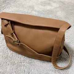 【超美品】Dakota ダコタ　ショルダーバッグ レザー