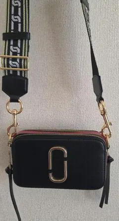 MARC JACOBS ショルダーバッグ ブラック/レッドのサムネイル