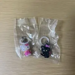ハローキティ めじるしアクセサリー　お花　小悪魔　2個セット