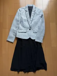 テーラードジャケット　フォーマルスーツ　グレー　ブラック