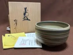 Item thumbnail for item 9cfe6617-5cc2-45ef-b192-e3ceb6d5dfb9