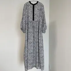 小花柄ロングワンピース 長袖