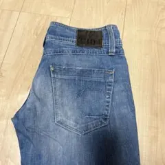 G-STAR RAW ストレートデニム ライトブルー