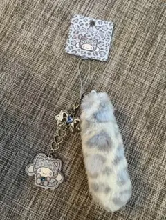サンリオ　ギャルネコ　ストラップ　シナモロール　シナモン　しっぽ