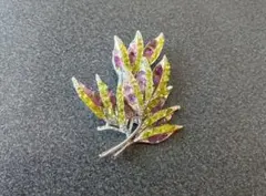 ブローチ　アンティーク