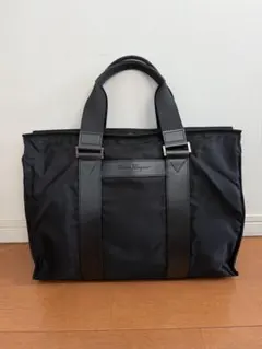 Salvatore Ferragamo ビジネスバッグのサムネイル