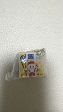 ANGEL BLUE ミニルービックキューブ キーホルダーのサムネイル