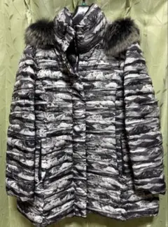 2025年最新】BALMAIN ダウンコート ブルーフォックスの人気アイテム