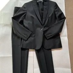 THEORY LUXE ブラックパンツスーツのサムネイル