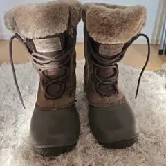 Columbia ファー付きスノーブーツ ☆23、5