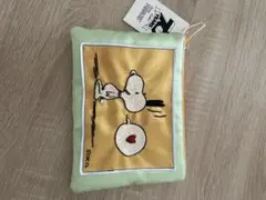 PEANUTS SNOOPY 刺繍ポーチ　キャセリーニコラボのサムネイル