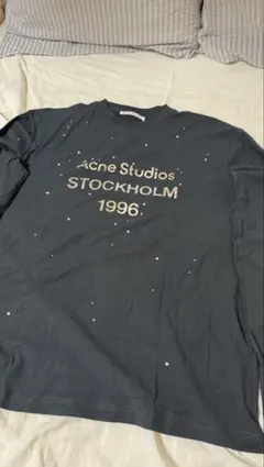 国内在庫ゼロ Acne Studios ラインストーンTシャツのサムネイル