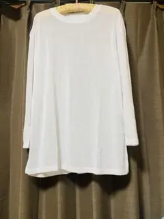 16日迄お値下げ済⚠️済未使用新品‼️ホワイト長袖カットソー薄手スリットフリーサイズ