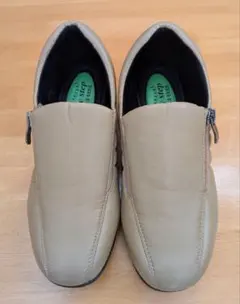 Item thumbnail for item 5a9bc88d-7929-4280-90eb-7d116988611d