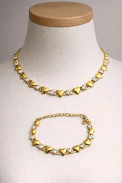 ハート型チャーム ネックレスとブレスレット セット