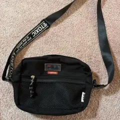 LOVETOXIC FILA コラボ ショルダーバッグ ブラック