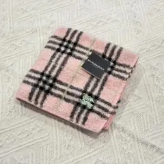 未使用☆Burberry バーバリー タオルハンカチ 綿 ピンク、ノバチェックのサムネイル