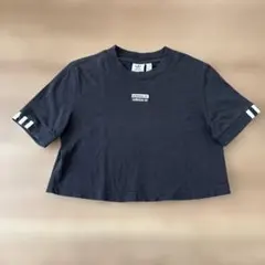 adidas クロップドTシャツ　ブラック　M