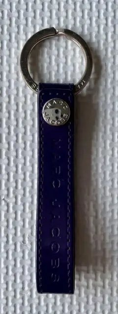 美品！MARC JACOBS キーホルダー パープル