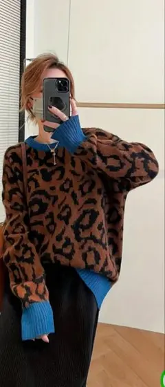 ヒョウ柄ニットセーター ブラウン/ブルー