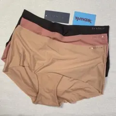 Item thumbnail for item 5558ffb4-e110-437b-9fc2-0b2eaa035bf9