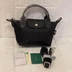 ショルダーバッグ 軽い